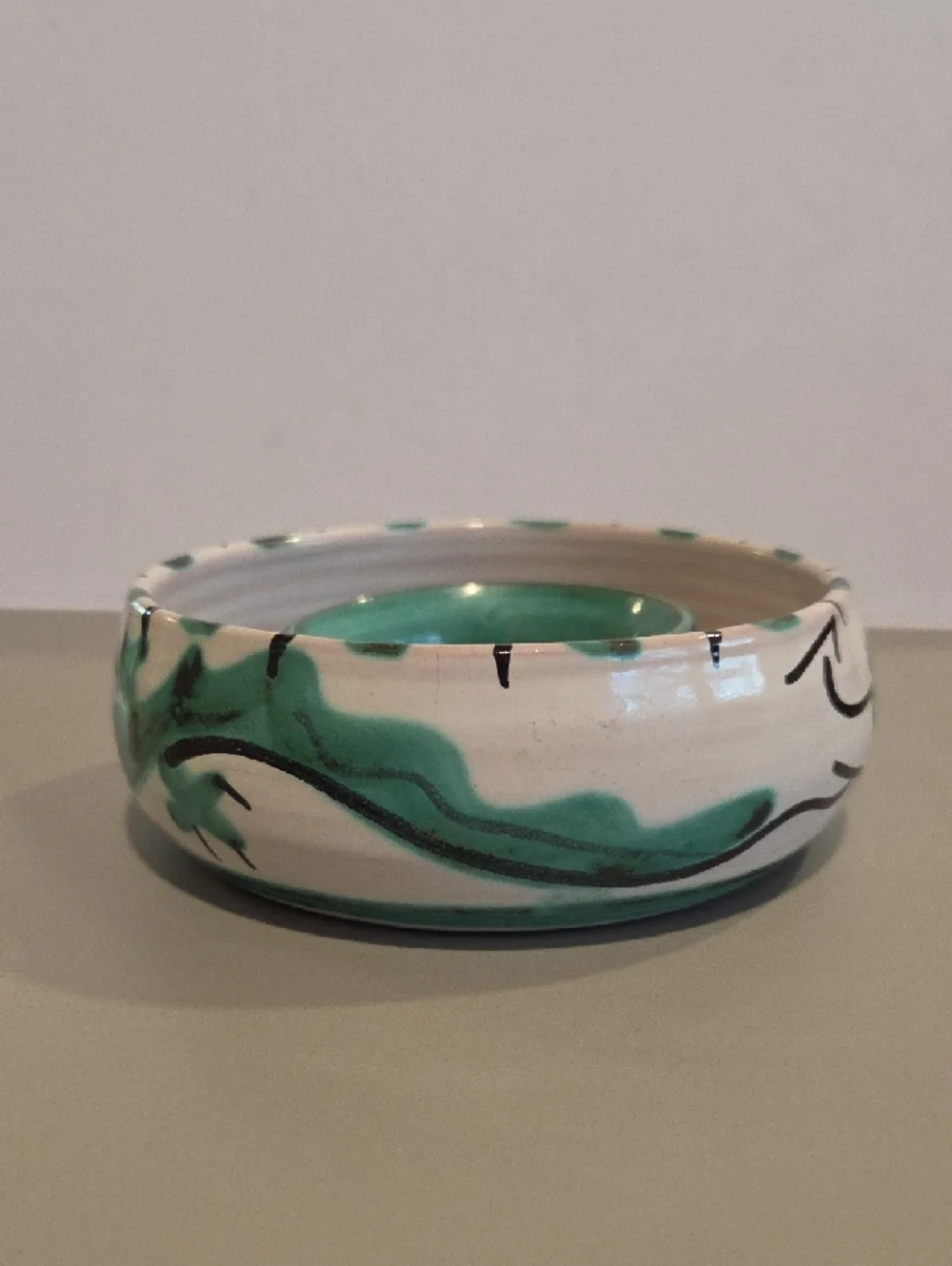 Hand-Painted Ceramic Decorative Plantet in White and Greenish Blue - Picture 4 of 9